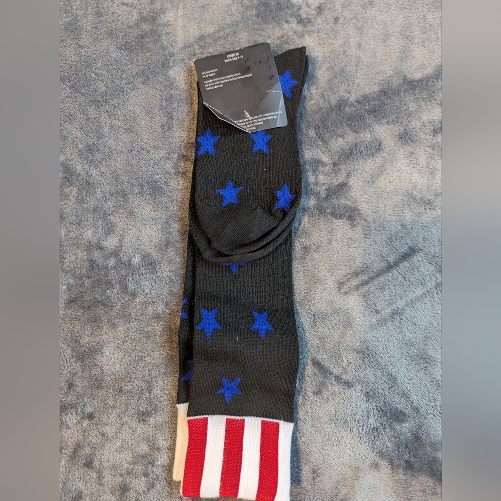 Stars and Stripes Knee-high Socks - Picture 2 of 3